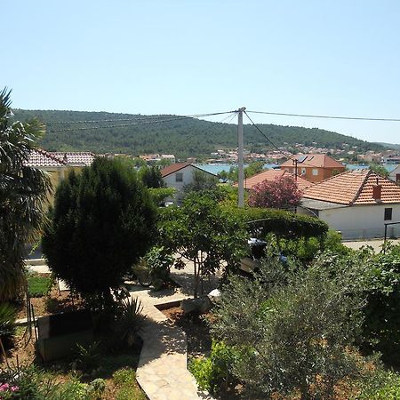 שיבניק Apartment Guste חדר תמונה