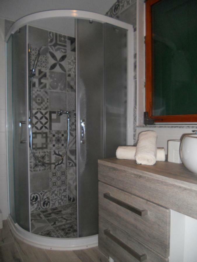 שיבניק Apartment Guste מראה חיצוני תמונה