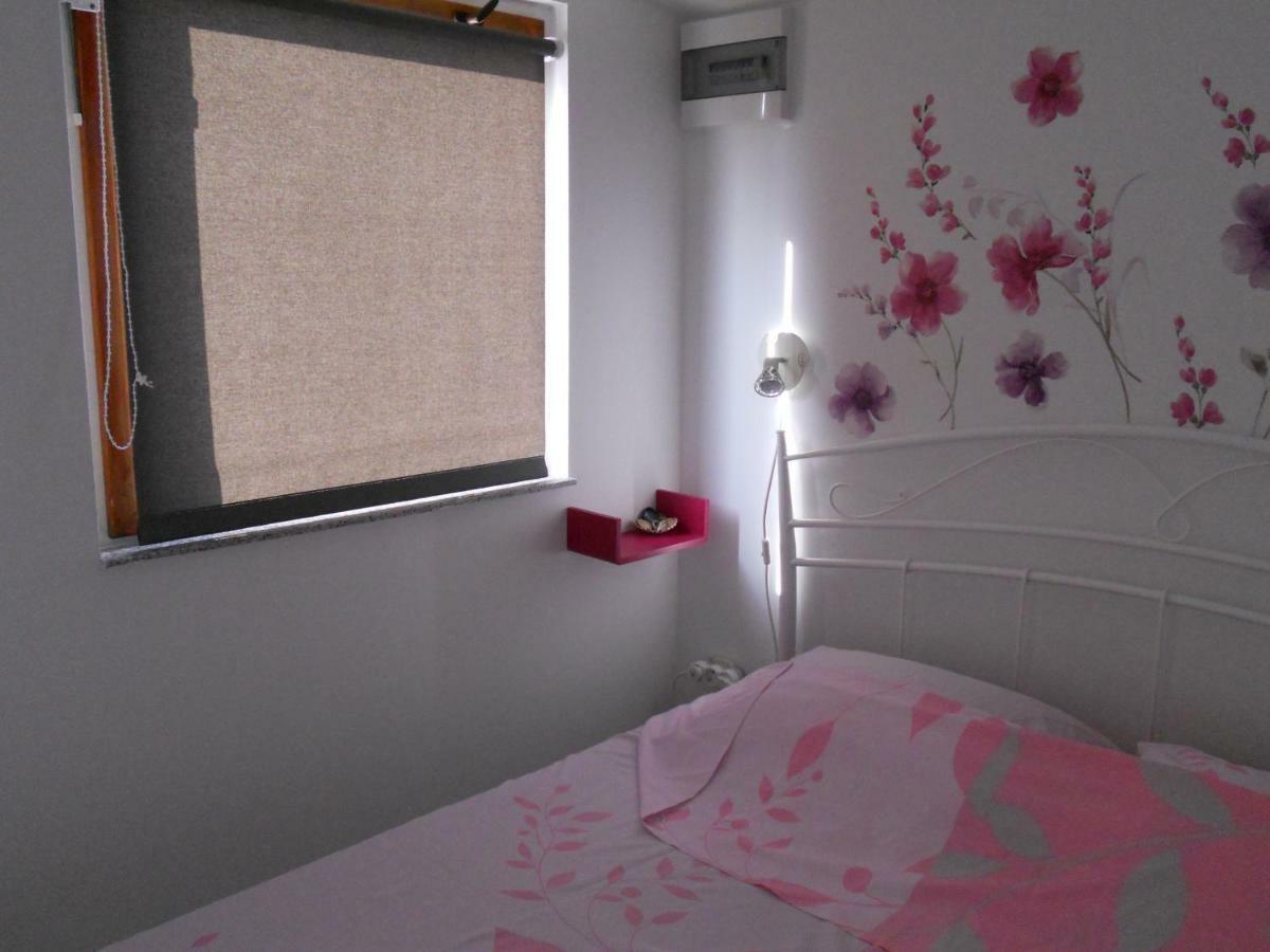 שיבניק Apartment Guste מראה חיצוני תמונה