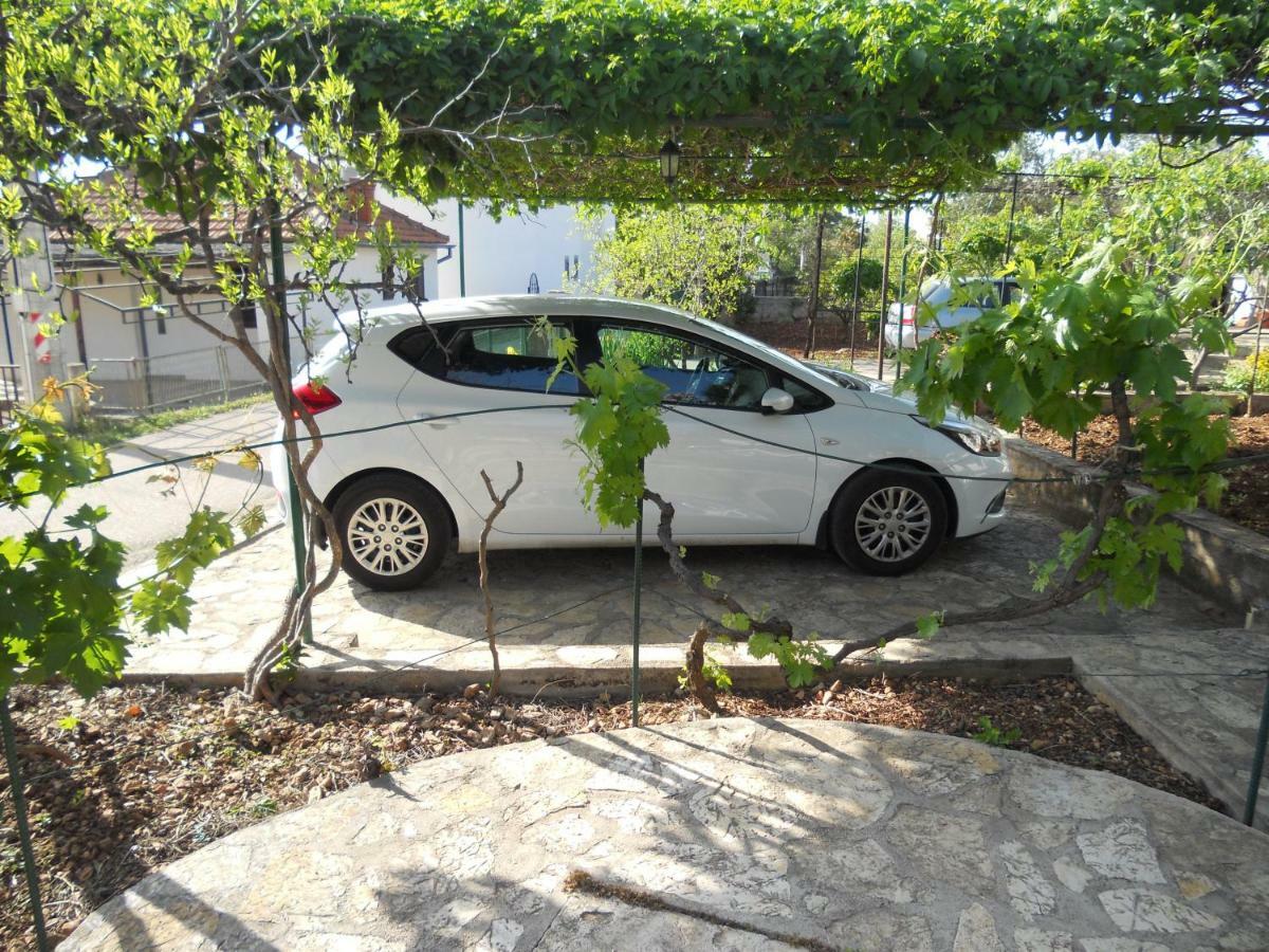שיבניק Apartment Guste מראה חיצוני תמונה