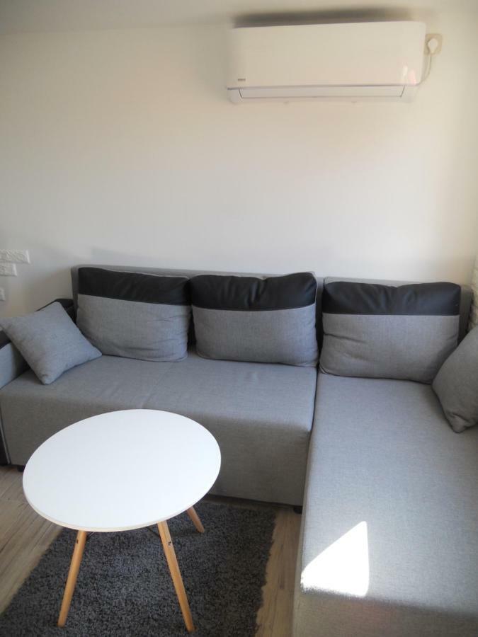 שיבניק Apartment Guste מראה חיצוני תמונה